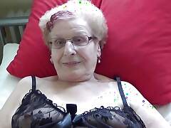 Tested my new fucking machine - Granny porn video